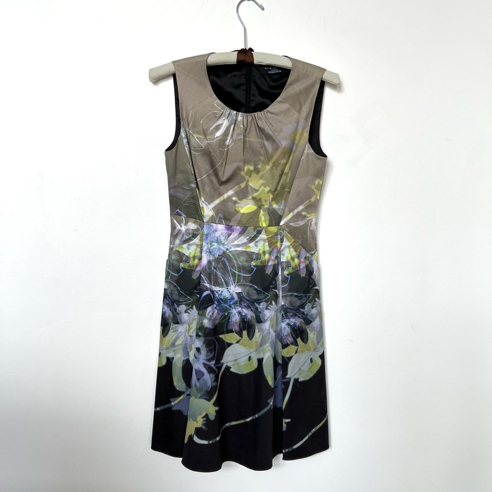 ElieTahari for Nordstroms. Shift dress, size 2. Floral ombré design.